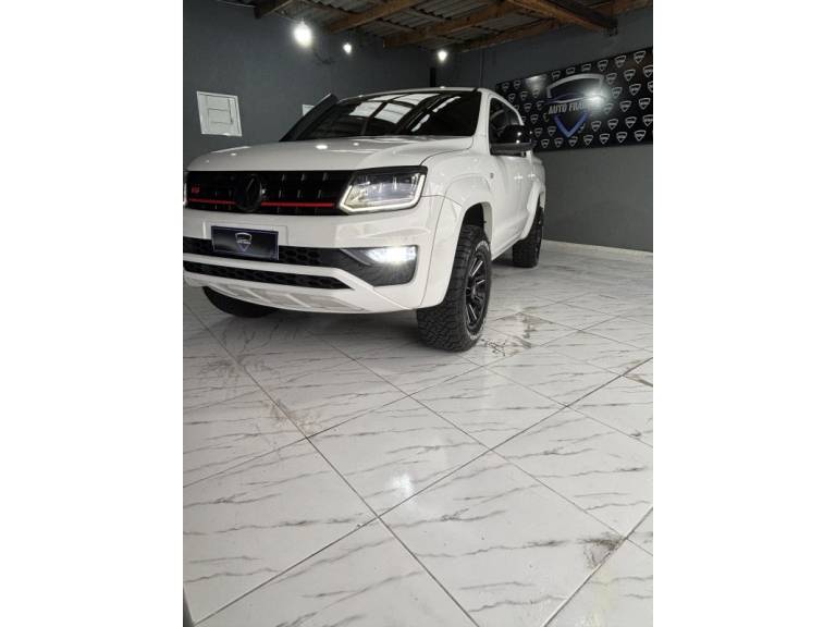VOLKSWAGEN - AMAROK - 2018/2019 - Branca - R$ 169.500,00