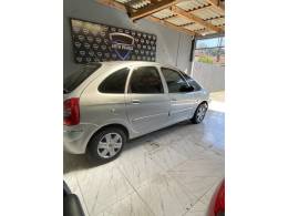 CITROËN - XSARA PICASSO - 2010/2011 - Prata - R$ 19.900,00