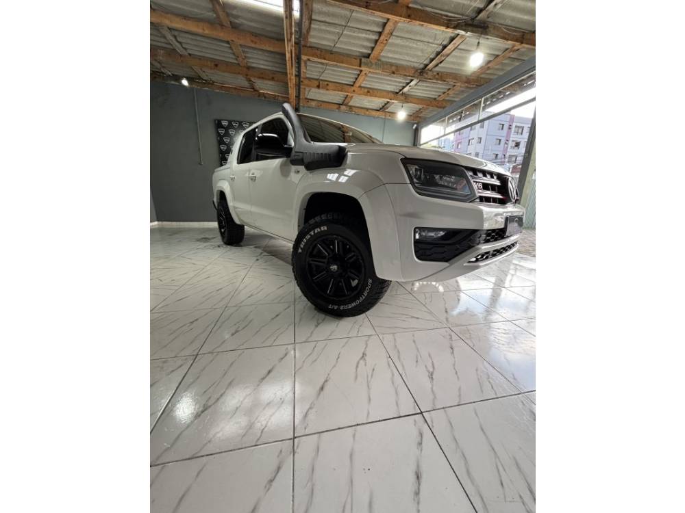 VOLKSWAGEN - AMAROK - 2018/2019 - Branca - R$ 169.500,00