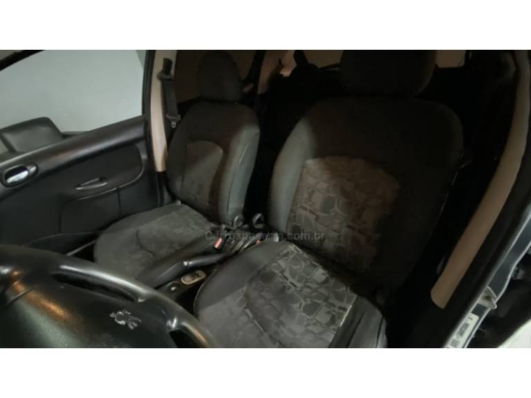PEUGEOT - 207 - 2011/2011 - Cinza - R$ 19.900,00