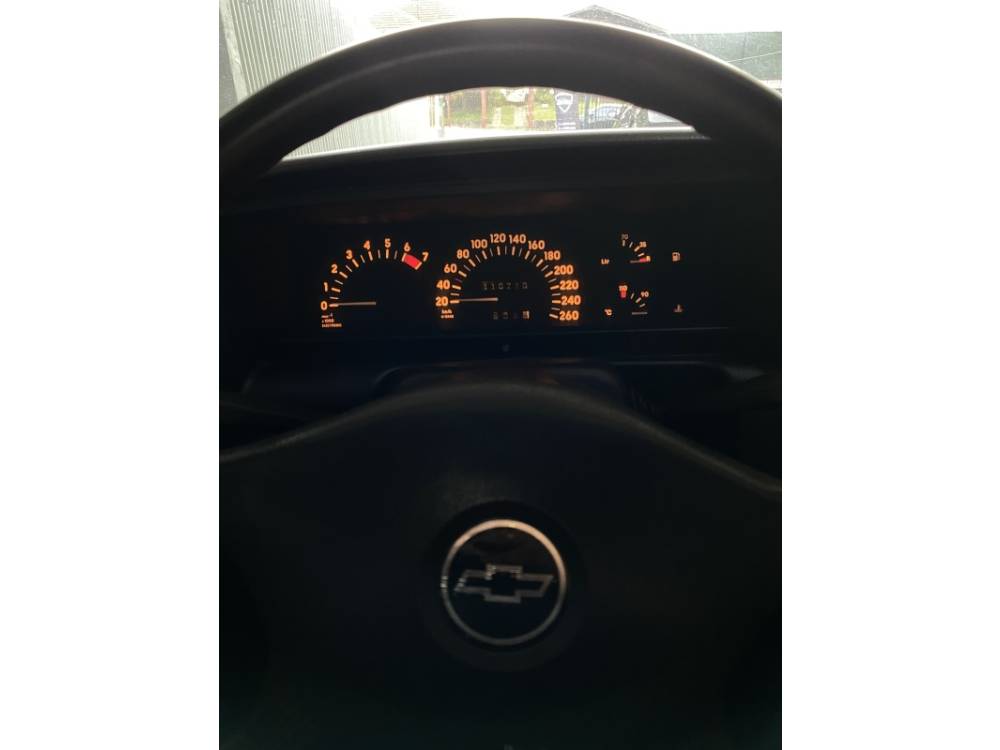 CHEVROLET - OMEGA - 1993/1993 - Preta - R$ 39.900,00
