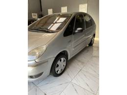 CITROËN - XSARA PICASSO - 2010/2011 - Prata - R$ 19.900,00